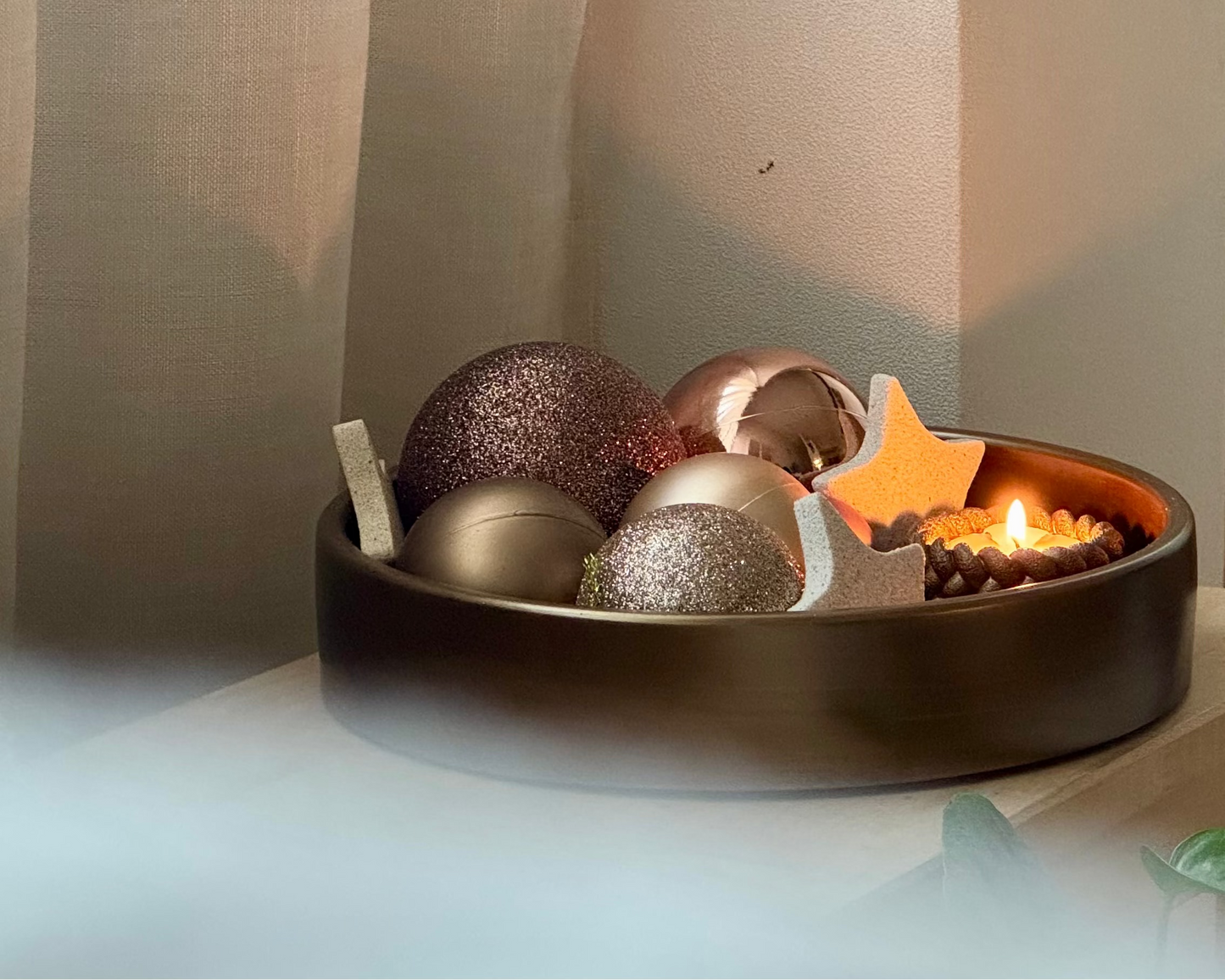 Pebbles_en_LouLou_brons_tray_home_decor