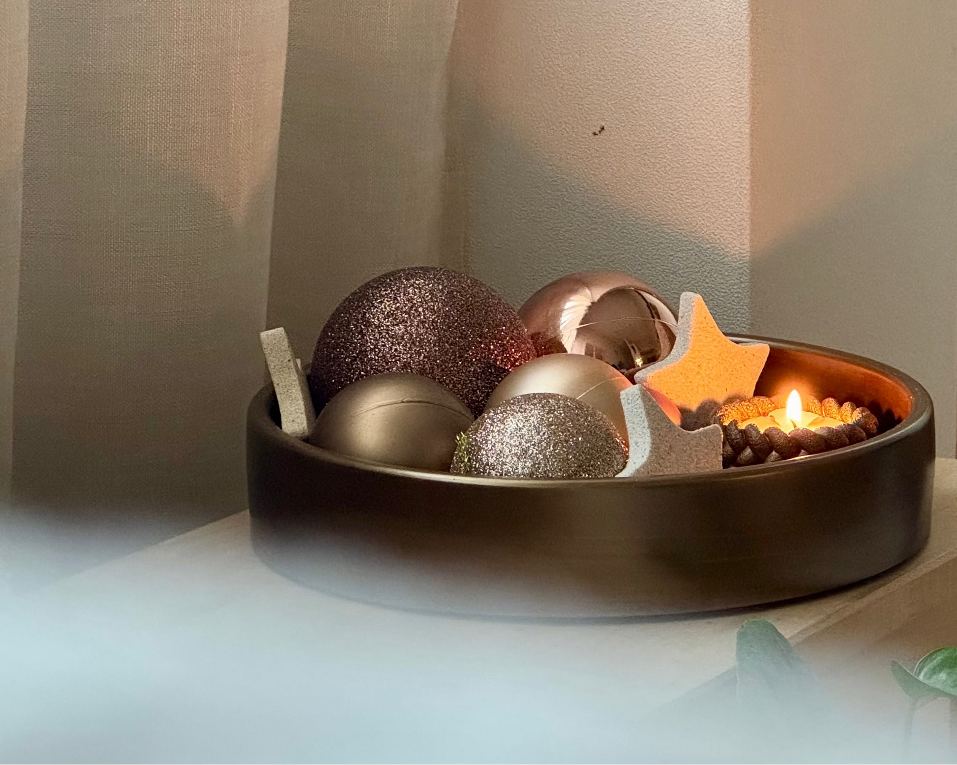 Pebbles_en_LouLou_brons_tray_home_decor